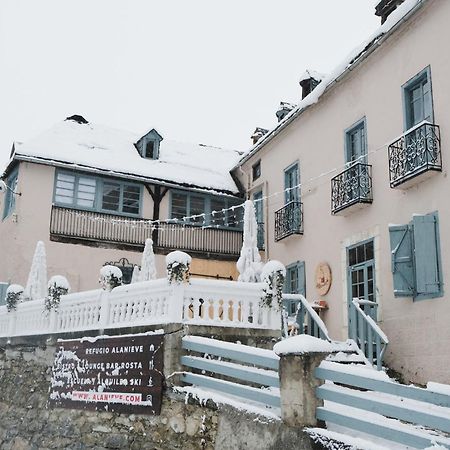 Hostel Baqueira - Refugi Rosta - Pyrenmuseu Salardú Dış mekan fotoğraf