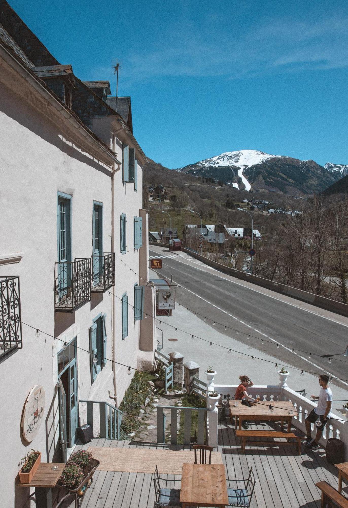 Hostel Baqueira - Refugi Rosta - Pyrenmuseu Salardú Dış mekan fotoğraf